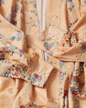 画像をギャラリービューアに読み込む, 紗綾型地紋に麻の葉・椿模様【四つ釦】