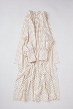 画像をギャラリービューアに読み込む, 変わり青海波模様【六つ釦】