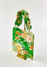 画像をギャラリービューアに読み込む, 荒波地紋に牡丹梅撫子草花模様【ギャザートート】①