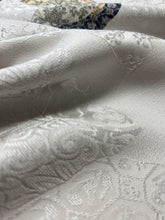 画像をギャラリービューアに読み込む, 草花絵皿模様に総菱欠け模様地紋【ギャザータイプ】