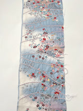 画像をギャラリービューアに読み込む, 紗綾型地紋によろめき縞絞り【六つ釦】