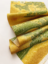 画像をギャラリービューアに読み込む, 総小花尽くし地紋に風景模様