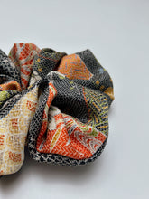 画像をギャラリービューアに読み込む, 色紙に古典地模様【大・単品】