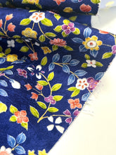 画像をギャラリービューアに読み込む, 小花尽くし地紋に小花尽くし模様【サイドギャザーワンピース】