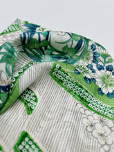 画像をギャラリービューアに読み込む, 墨流し地紋に吉祥花丸模様【シュッケニ】