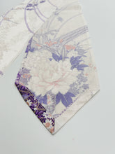 画像をギャラリービューアに読み込む, 花地紋に籠牡丹花模様・金彩【長】