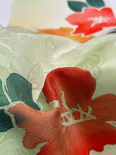 画像をギャラリービューアに読み込む, 地紋起こし手染め花模様【ブラウス】