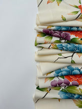 画像をギャラリービューアに読み込む, 鮫小紋地紋に暈し染の牡丹模様【ギャザータイプ】