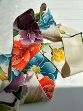 画像をギャラリービューアに読み込む, 鮫小紋地紋に暈し染の牡丹模様【特短】