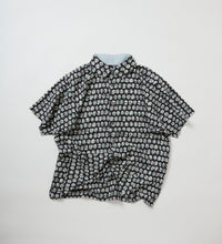 画像をギャラリービューアに読み込む, 膨れ織り地に幾何学亀甲暈し絵【M】