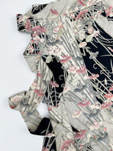 画像をギャラリービューアに読み込む, 杜若に槌車菖蒲銀彩模様【長丈シュッケニ】