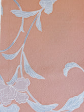 画像をギャラリービューアに読み込む, 華唐草花模様【ティアード】