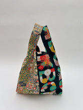 画像をギャラリービューアに読み込む, 鬼しぼ縮緬花模様・大【KBCコラボバッグ】