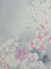 画像をギャラリービューアに読み込む, 孔雀羽絵花模様【ブラウス】