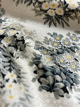 画像をギャラリービューアに読み込む, 小花の地紋尽くしに花模様【ギャザータイプ】