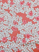 画像をギャラリービューアに読み込む, 花模様【L】