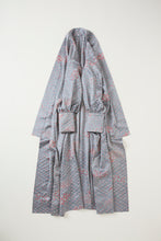 画像をギャラリービューアに読み込む, 絞りに地紙舞花模様【六つ釦】