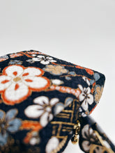 画像をギャラリービューアに読み込む, 七宝地紋に扇古典柄金彩模様【中】