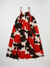 画像をギャラリービューアに読み込む, 鬼しぼ縮緬・大花模様【サイドギャザーワンピース】