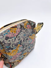 画像をギャラリービューアに読み込む, 水彩暈し風更紗唐草模様【中】