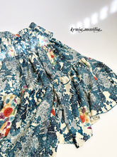 画像をギャラリービューアに読み込む, 古典御所に菊模様【ティアード】