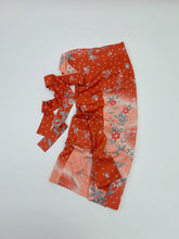 画像をギャラリービューアに読み込む, 紅暈しに草花模様【シュッケニ】