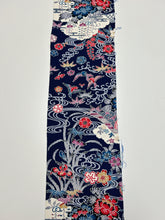 画像をギャラリービューアに読み込む, 流水に牡丹笹菖蒲花絵型染【ティアード】