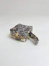 画像をギャラリービューアに読み込む, 総草花模様【小】