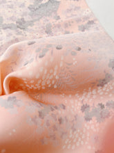 画像をギャラリービューアに読み込む, 花草模様【四つ釦】