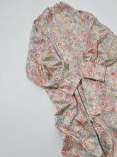 画像をギャラリービューアに読み込む, 総紗綾型地紋に絞り梅桜模様金彩【四つ釦】