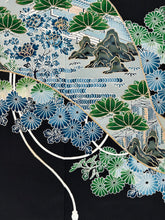 画像をギャラリービューアに読み込む, 【予約品】駒刺繍・友禅風景模様黒留袖【フォーマルシュッケニ】