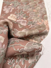 画像をギャラリービューアに読み込む, 暈し水彩風花尽くし模様【四つ釦】