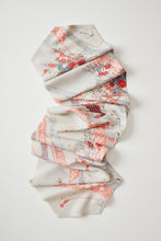 画像をギャラリービューアに読み込む, 【特長】紗綾型地紋に短冊・花車・扇模様