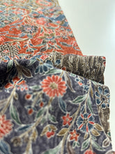 画像をギャラリービューアに読み込む, 縮緬地に花扇にきりばめ更紗模様【S】