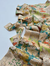 画像をギャラリービューアに読み込む, 花鳥模様【シュッケニ】