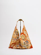 画像をギャラリービューアに読み込む, 【あずま型 中】立涌花唐草模様