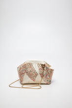 画像をギャラリービューアに読み込む, 重ね絵皿波に唐花模様②【ケニガマ・小】