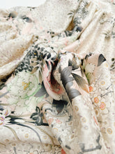 画像をギャラリービューアに読み込む, 藤に大牡丹模様【ティアード】