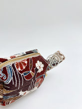 画像をギャラリービューアに読み込む, 御所車雲ヱに草花模様【小】