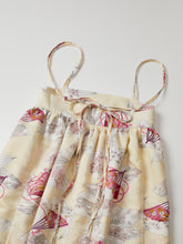 画像をギャラリービューアに読み込む, 樹木模様地紋に扇尽くし模様