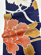 画像をギャラリービューアに読み込む, 総華地紋に牡丹散らし絵模様【シュッケニ】