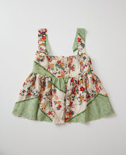 画像をギャラリービューアに読み込む, 柵に四季の草花模様・縮緬