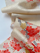 画像をギャラリービューアに読み込む, 芝地紋に枝桜花模様【六つ釦】