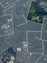 画像をギャラリービューアに読み込む, 色紙花模様【L】⚠️難あり