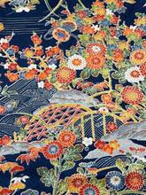 画像をギャラリービューアに読み込む, 鼓に垣四季の草花古典柄模様【L】