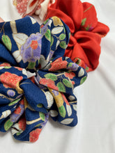 画像をギャラリービューアに読み込む, 赤紺白【中】3点セット