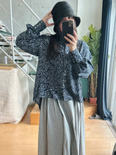 画像をギャラリービューアに読み込む, 紗綾型地紋に絞り模様