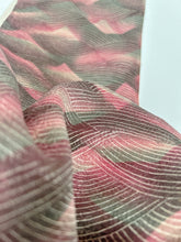 画像をギャラリービューアに読み込む, 新型・菊尽くし地紋に暈し波模様【S】