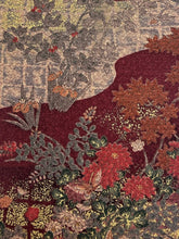 画像をギャラリービューアに読み込む, 膨れ織り出し金彩吹き花模様【ブラウス】