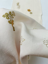 画像をギャラリービューアに読み込む, 斑点地に金彩縁模様【六つ釦】